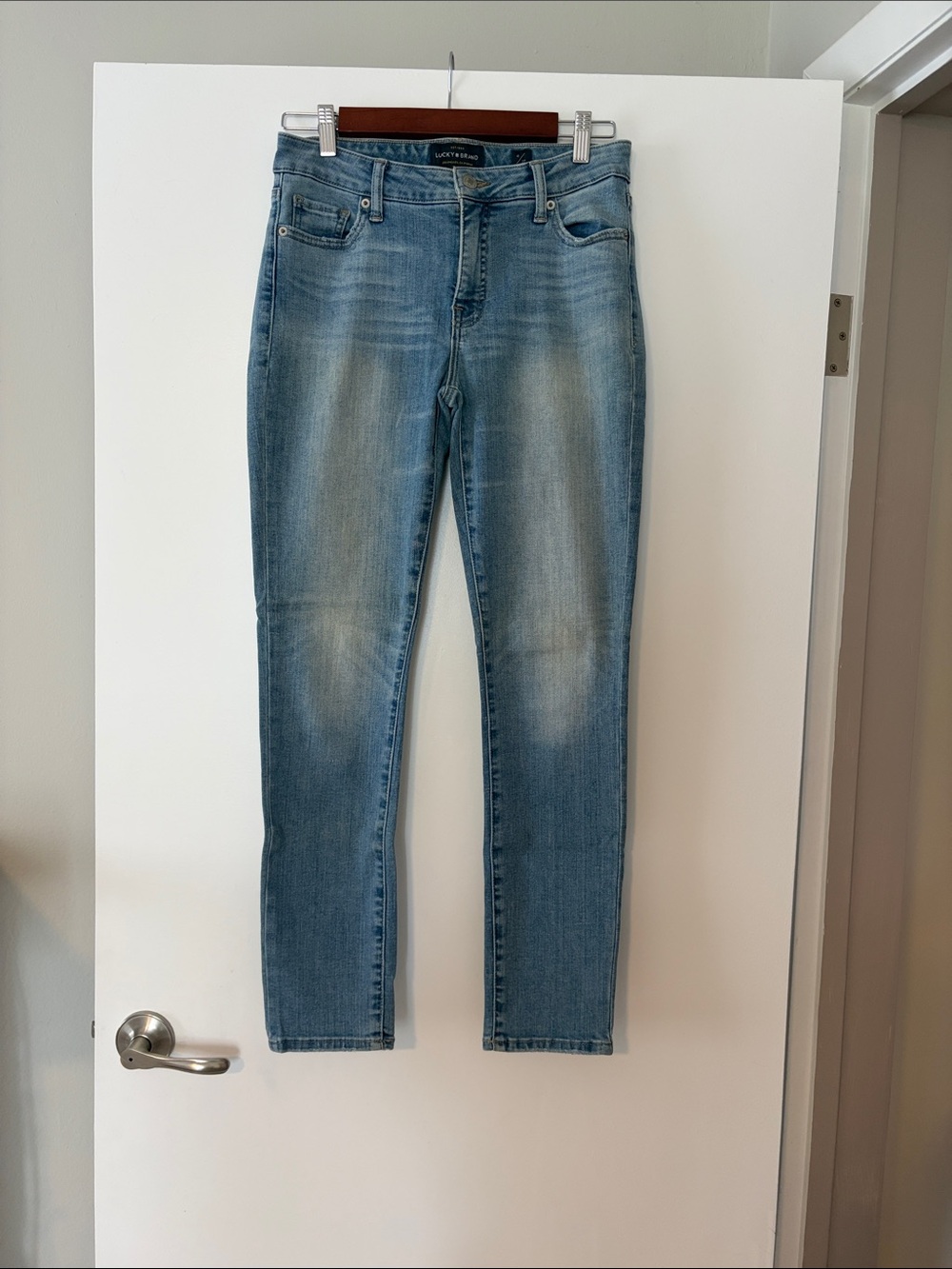 Light Wash Lucky Brand Women’s Jeans